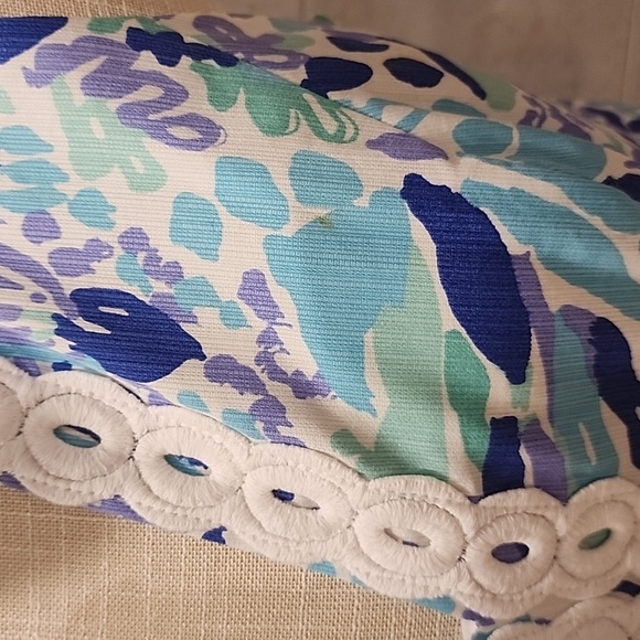 Lilly Pulitzer shift dress - Picture 2 of 4